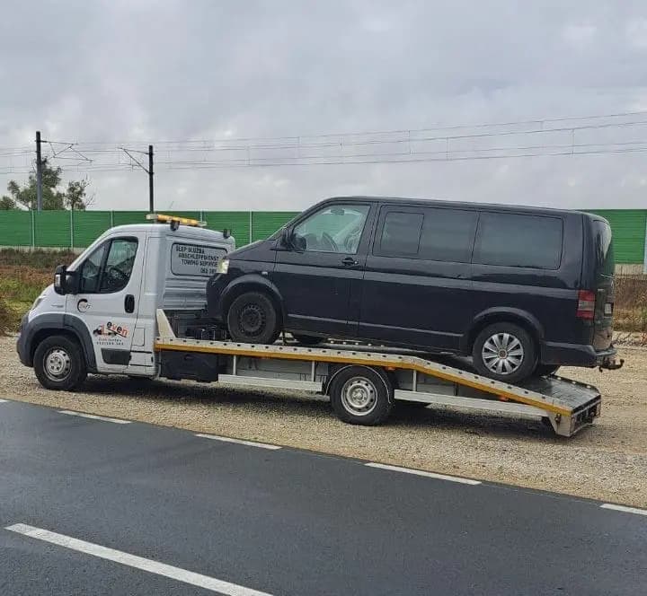 Šlep kombija Novi Sad Leven